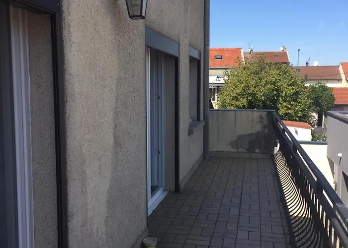 La Casa Nancy 12 Pers Parking Et Jardin Prázdninový dům Tomblaine