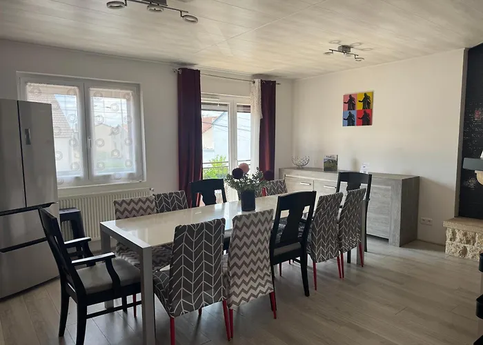 La Casa Nancy 12 Pers Parking Et Jardin Prázdninový dům Tomblaine